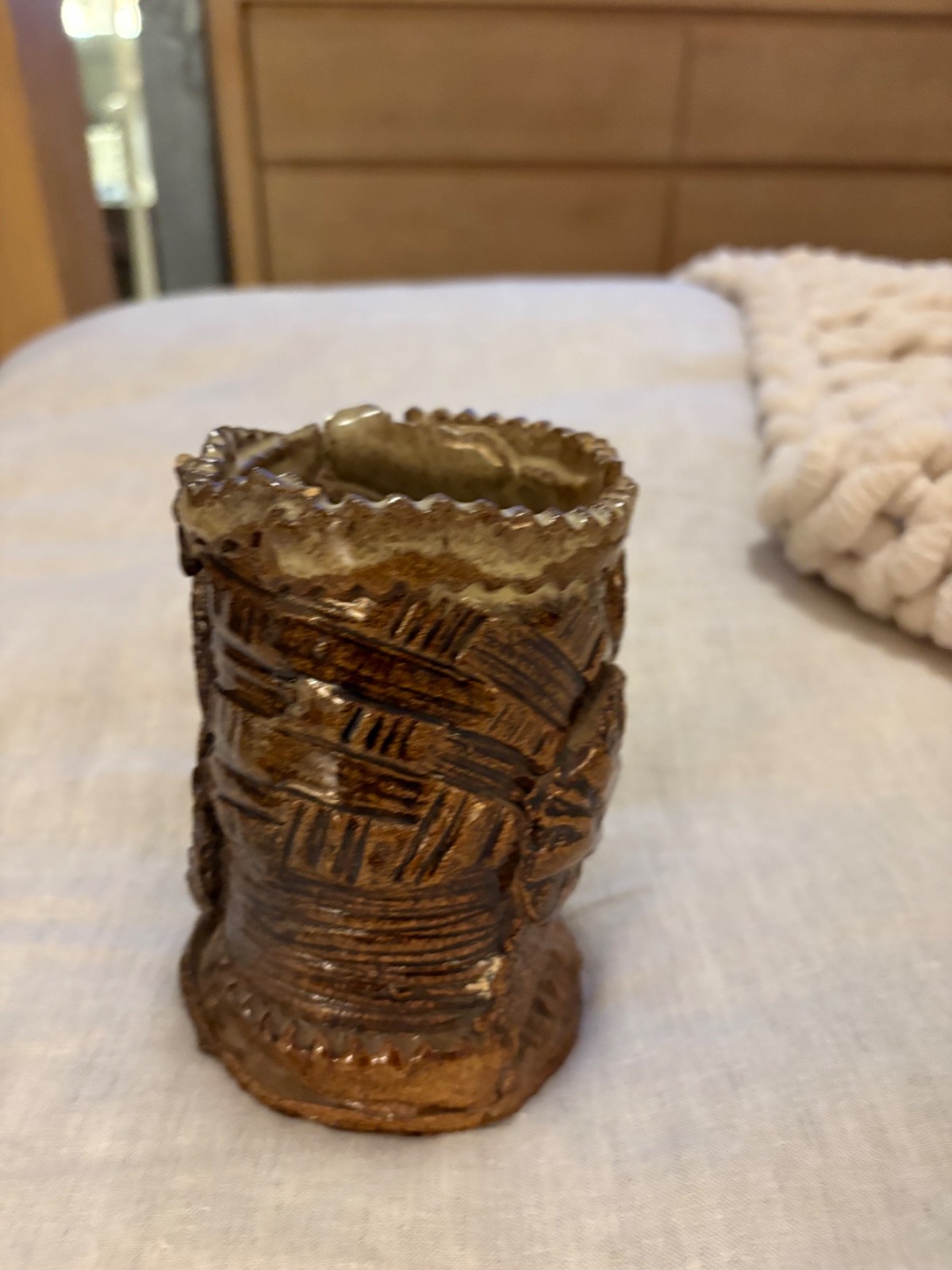 Textured Realistic Tree Bark Coffee Tea Mug – Artist Unknown