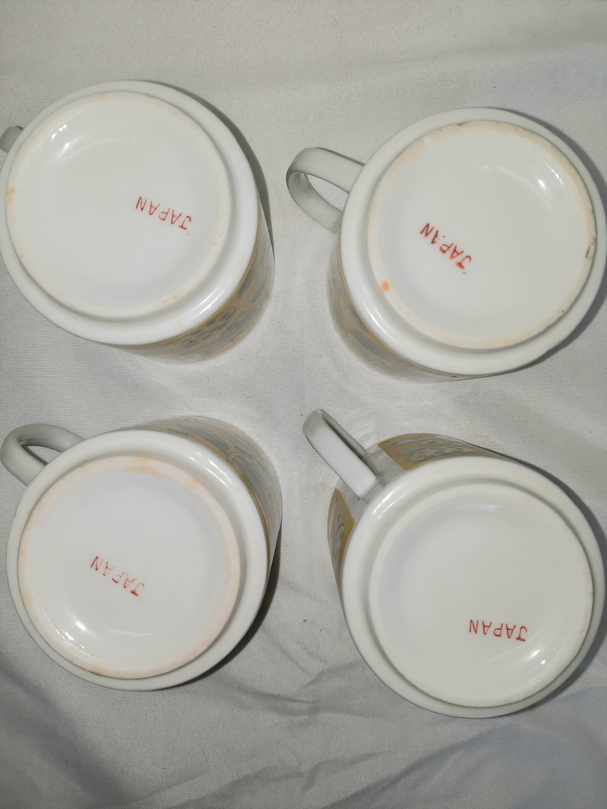 4 Coffee Cups Mugs VINTAGE RETRO Butterflies Daisy Flowers Ladybugs STACKABLE