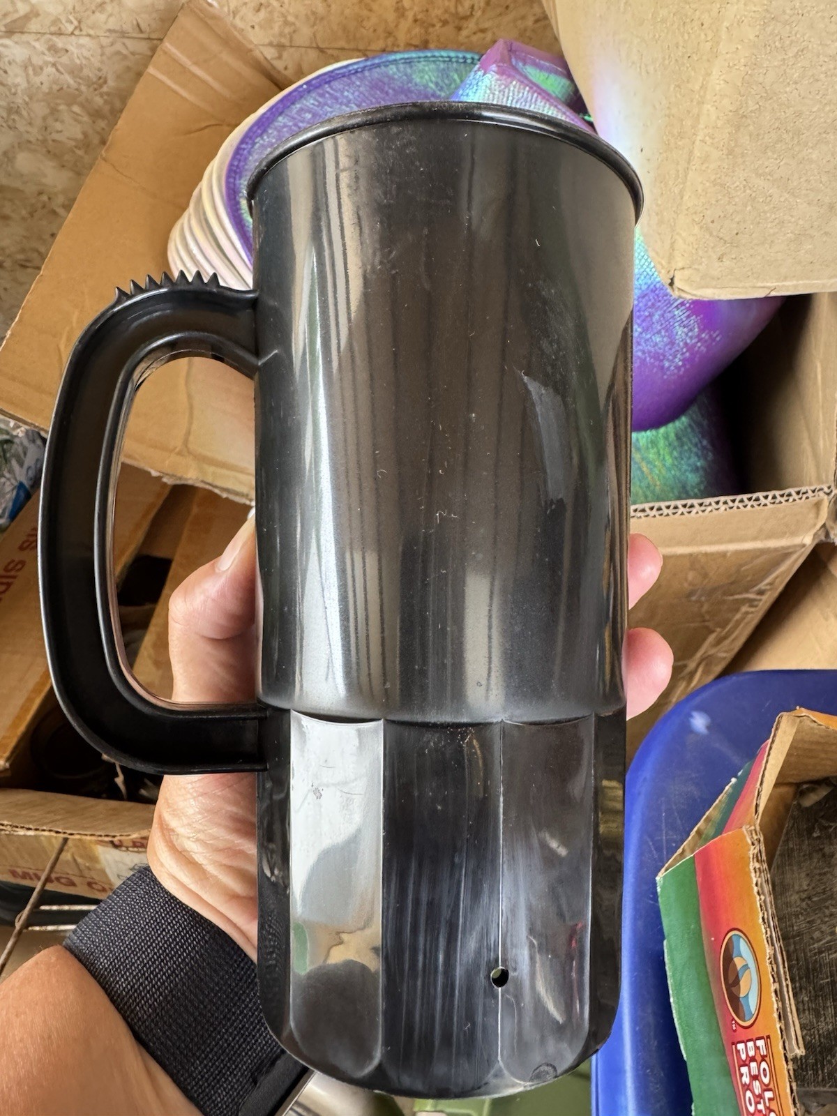 2 Large black 22 Oz Beer Mugs Made USA Lead Free Steins Tops in Quality