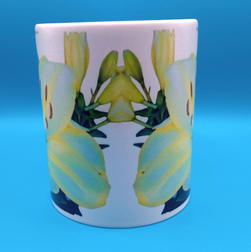 Yellow Summer Lily Flower 15 oz White Ceramic Coffee Mug Flowers Gift Office NEW
