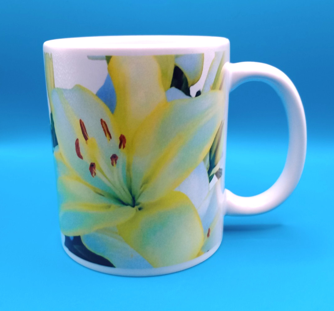 Yellow Summer Lily Flower 15 oz White Ceramic Coffee Mug Flowers Gift Office NEW
