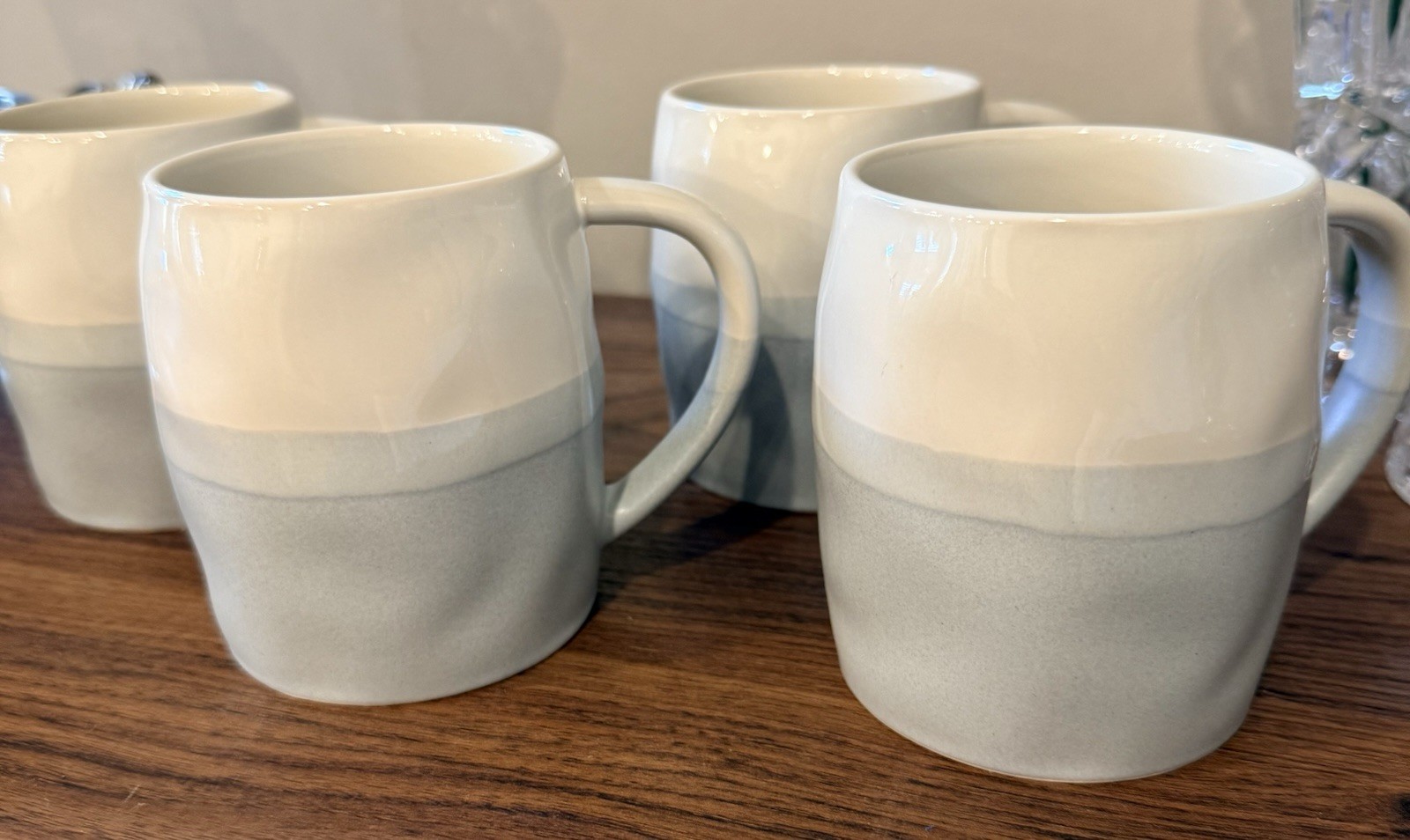 RARE Dowan ceramic coffee mug set white and light gray solid color four-piece