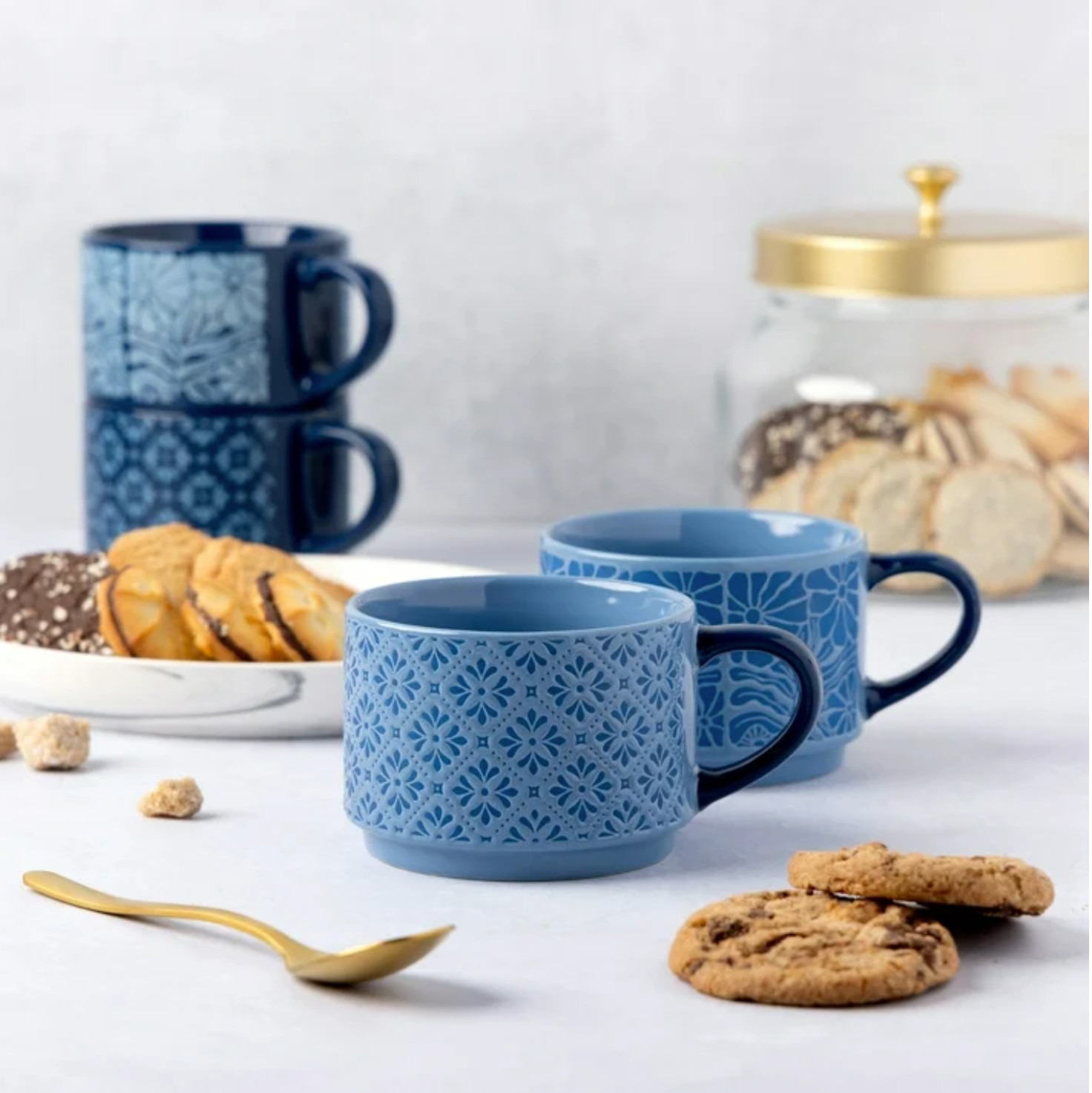 Stacking Mugs, Thyme&Table 11.1 fl oz Blue Flowers and Shapes Stoneware set of 4