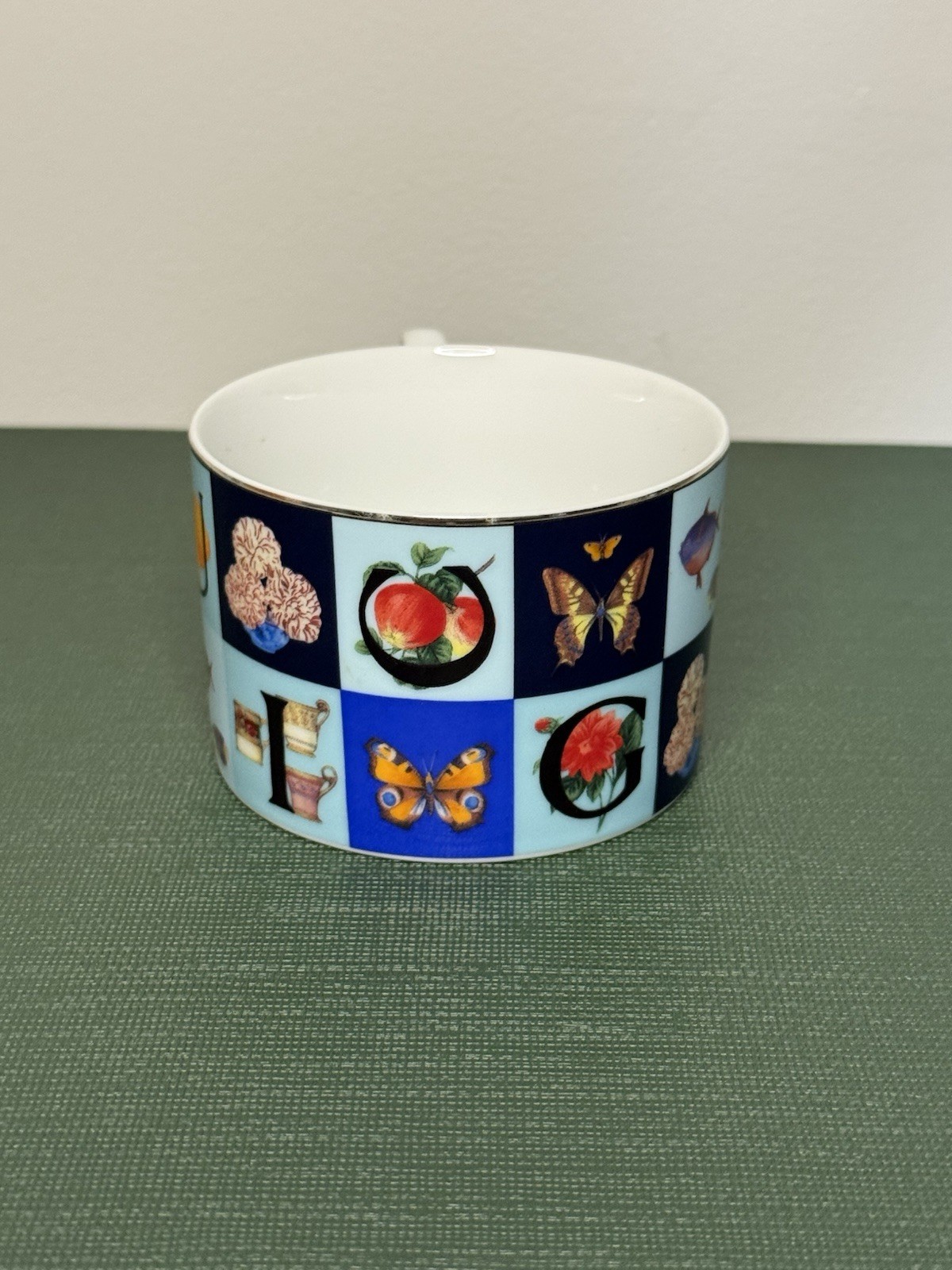 Gucci Porcelain Coffee Mug Pictorial Decorated White/Blue/Multicolor 8 fl oz