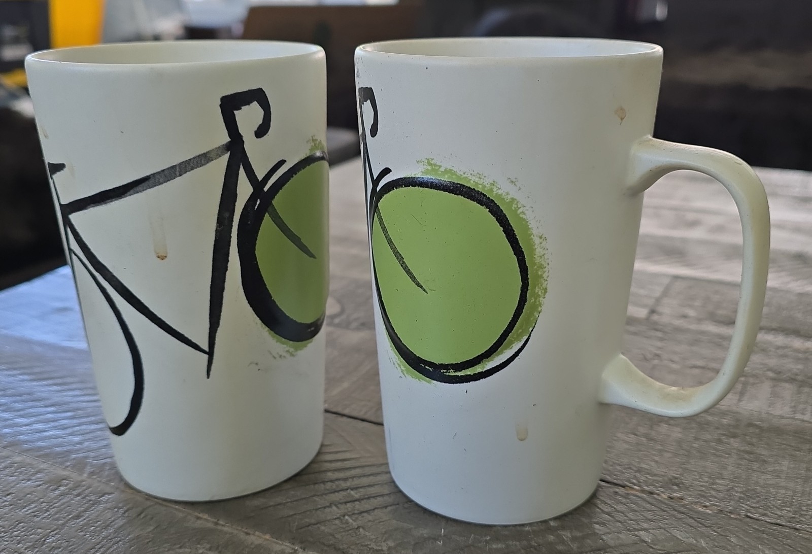 Starbucks Bicycle Coffee Mugs Set Of 2 16oz White Green Ceramic Cycling Sports