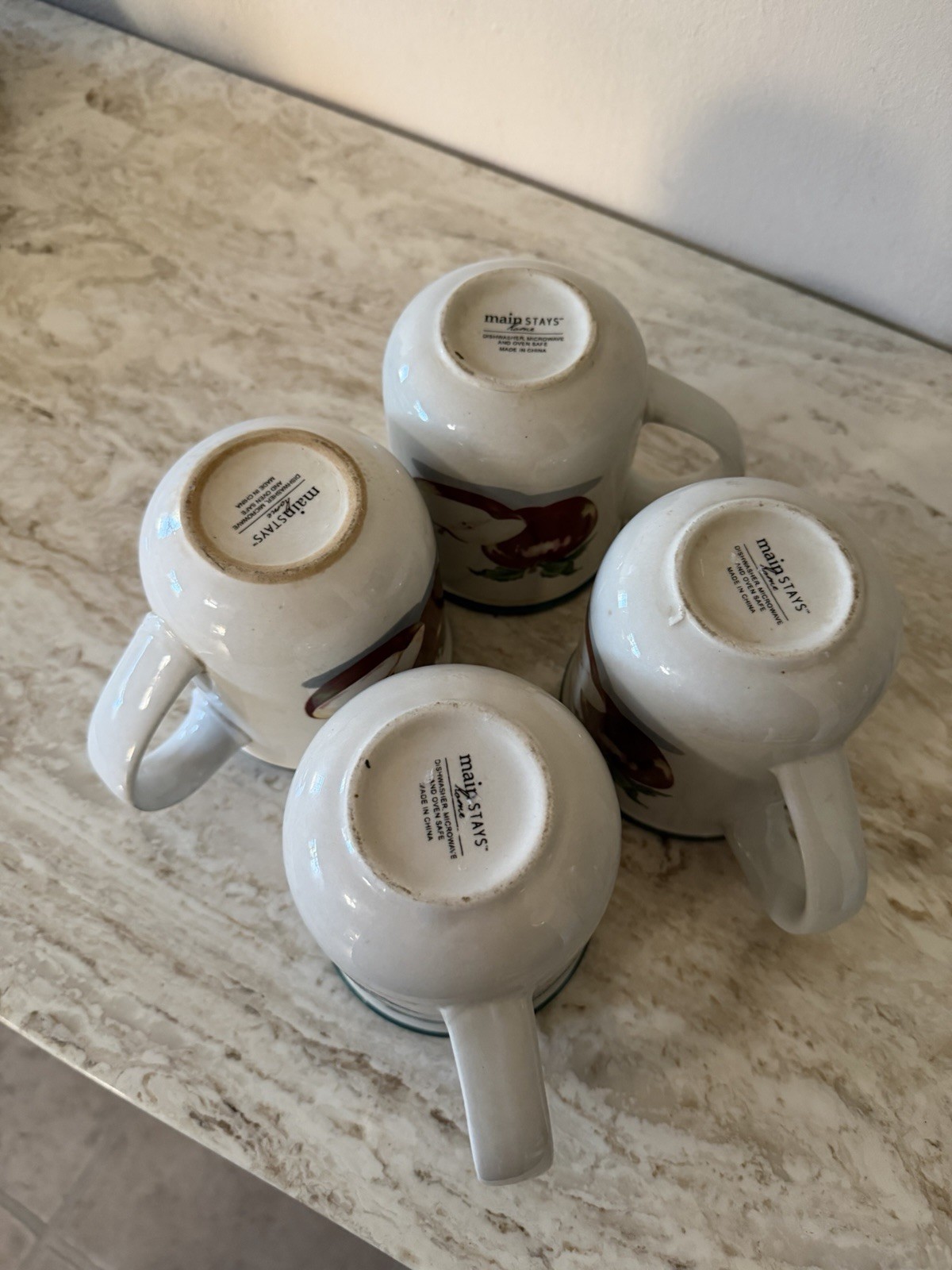 Mainstays Ceramic Coffee Mugs Apple Pattern Microwave Dishwasher Safe Set of 4
