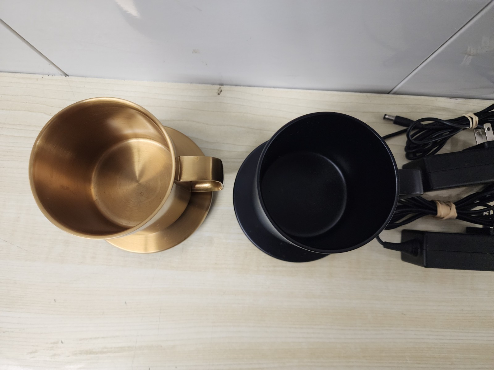 2 LOT Ember Temperature Control Smart Mug – 10 oz – Gold Edition & Black