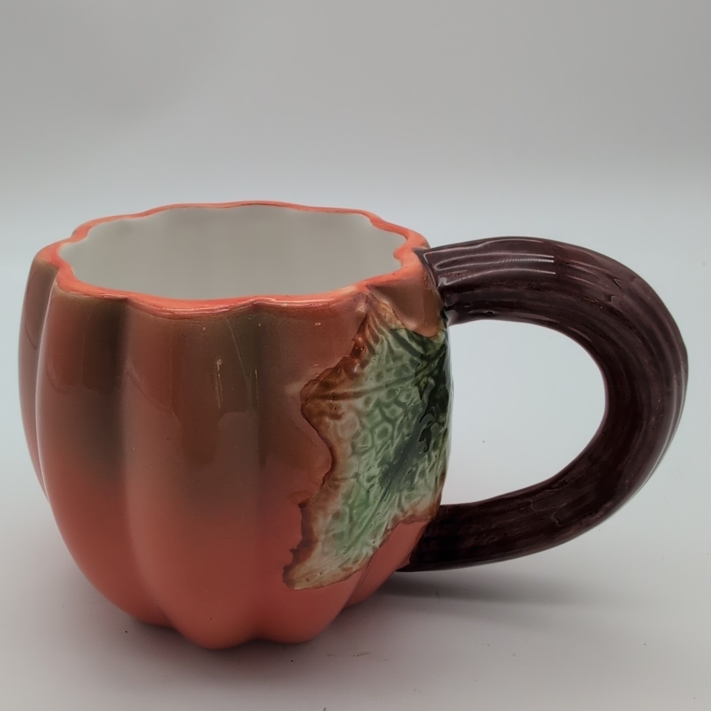 Orange Pumpkin Shaped 3.5 in tall Mug with Leaf and Handle 1996 CBK, LTD