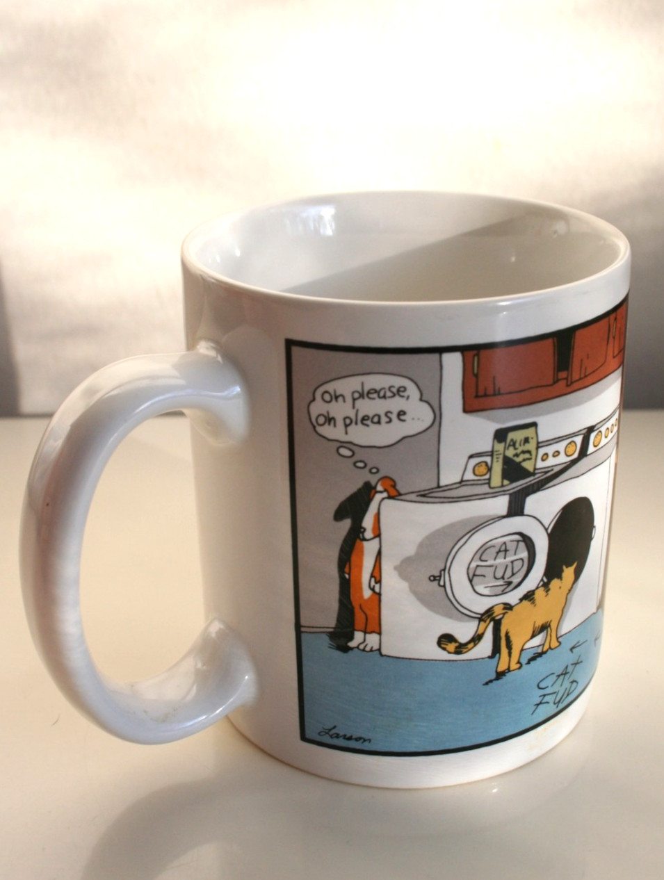 The Far Side Gary Larson 1985 Coffee Mug Dog v Cat “Cat Fud” Wash Machine