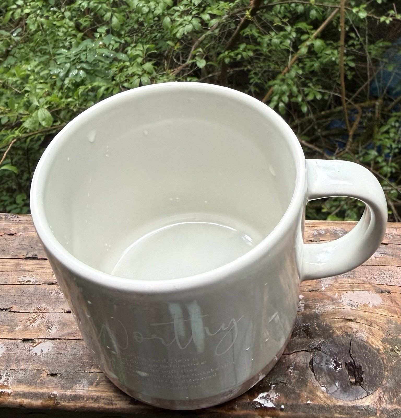 Ceramic mug diameter 3.5 in H 3.5 in