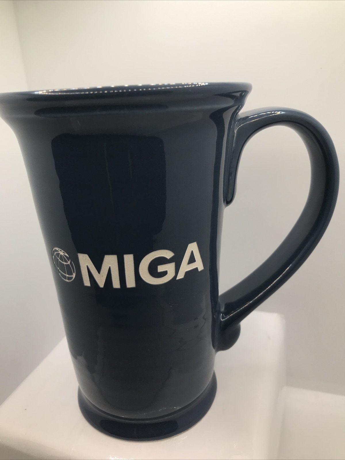 MULTILATERAL INVESTMENT GUARANTEE AGENCY MUG. MIGA COFFEE MUG. MIGA MUG. B185