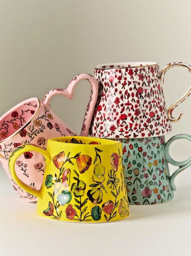 ANTHROPOLOGIE THE MUD FAIRY BLOOMING HEARTS STONEWARE GOLD ACCENT MUG YELLOW NEW