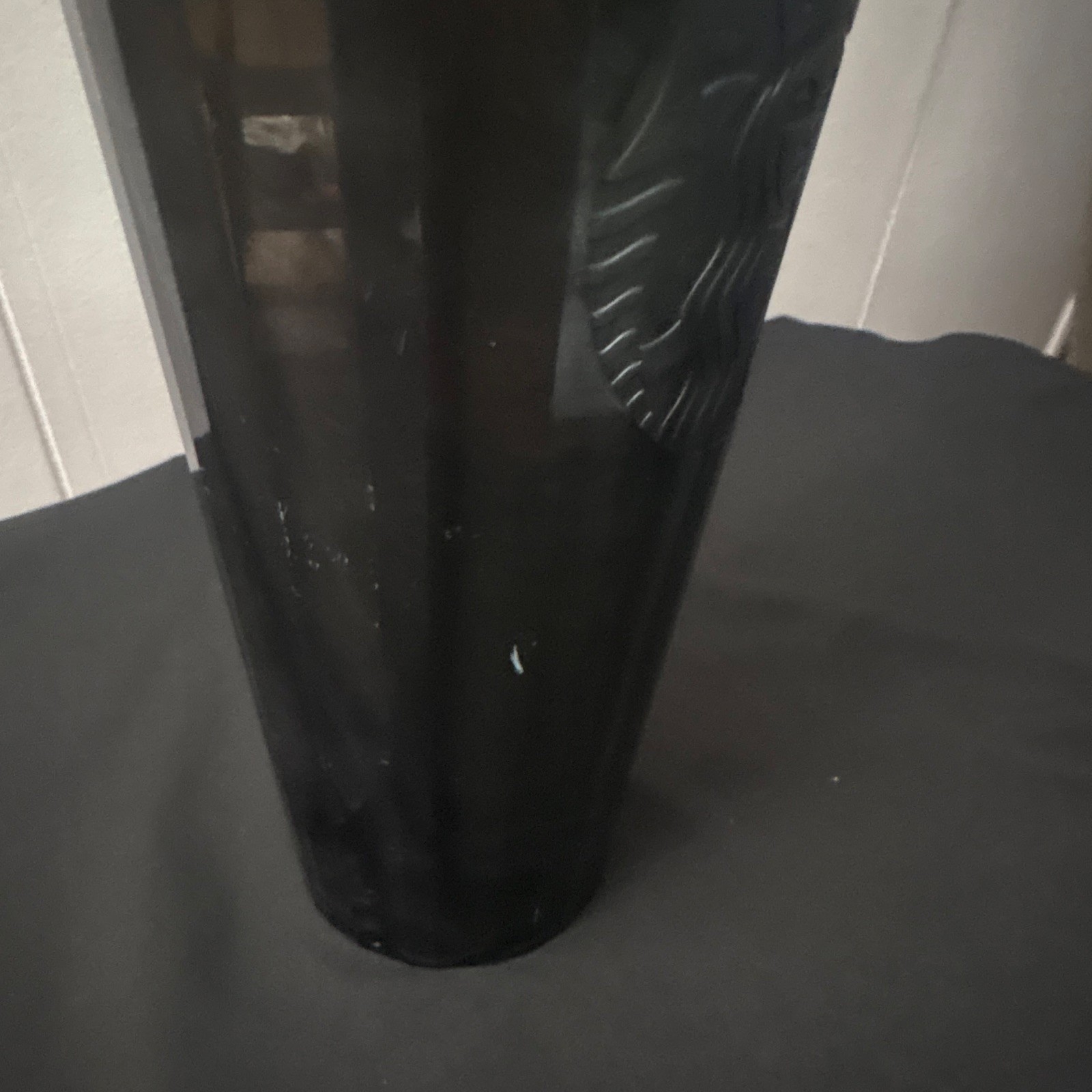 Starbucks Black Plastic Cold Cup Tumbler 24 fl oz w/ Lid & Straw