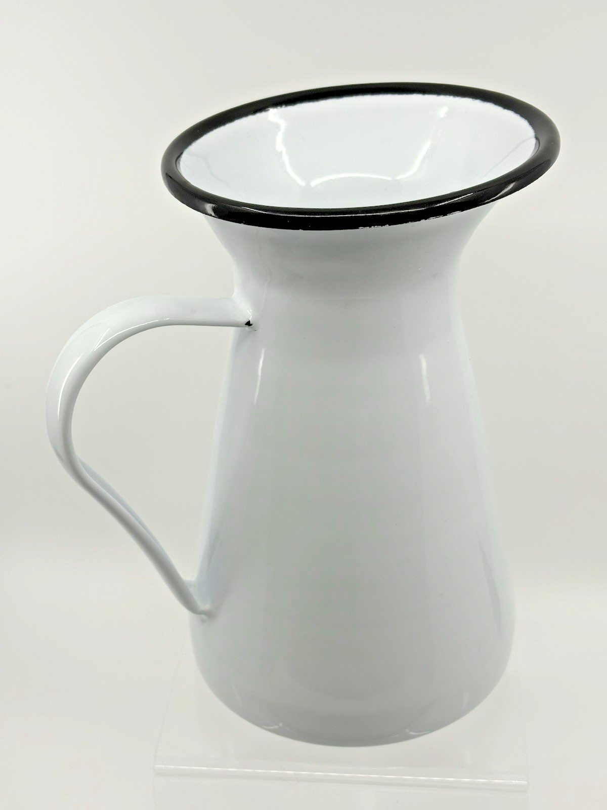 Anne Tavoletti Wild Apple Good Food Farm Enamel Pitcher Rooster Kitchen Decor 9″