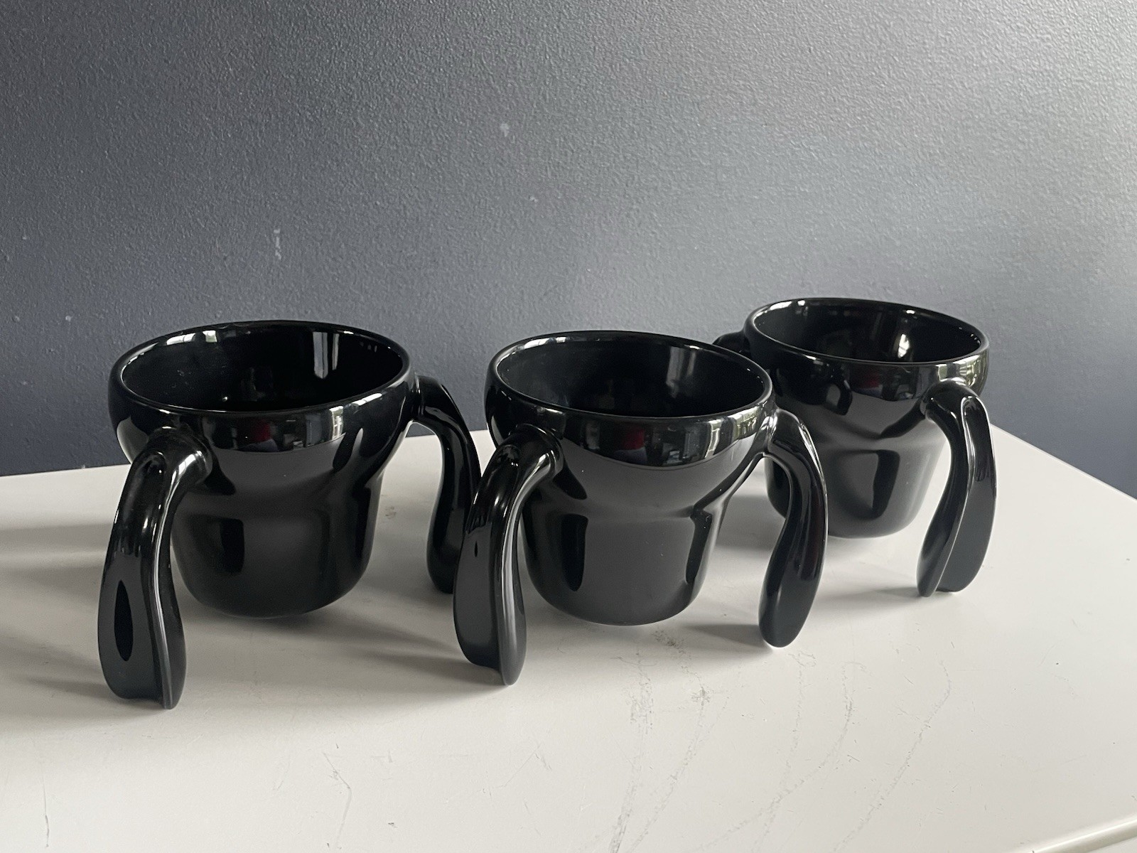 Set 3 Black Three Handle Adaptive Insulated Mug Arthritis Parkinson Handicap Cup