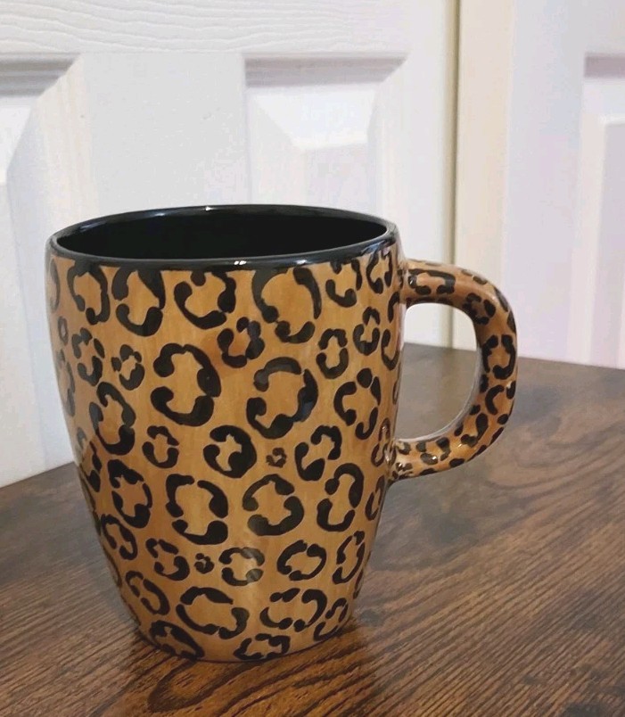 LAURIE GATES LEOPARD PRINT DESIGNER MUG