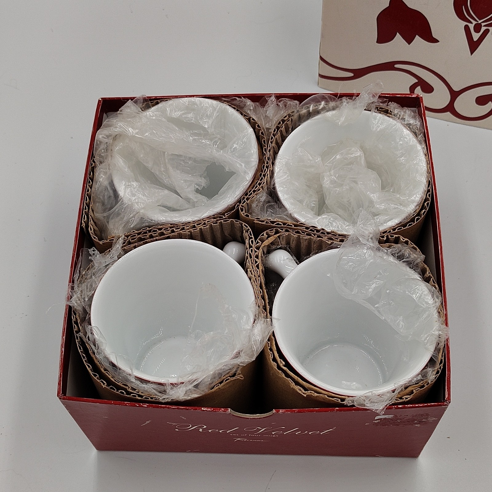 Ceramic Coffee Mug Set 4pc 10oz White Red Floral Round With Handle red velvet