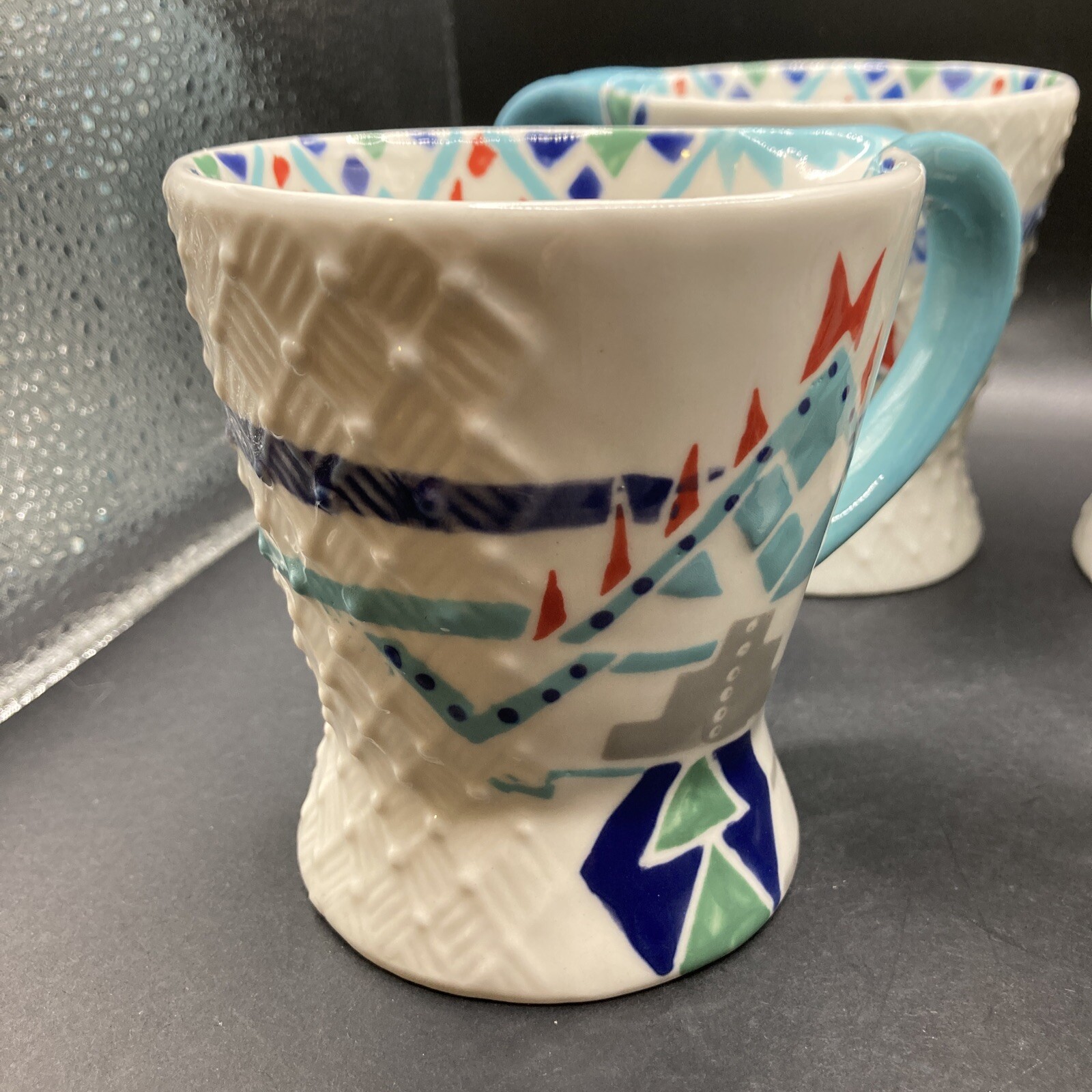 Set Of 4 Aztec Print Hand Painted Footed Coffee Mugs Tribal VShaped Unbranded
