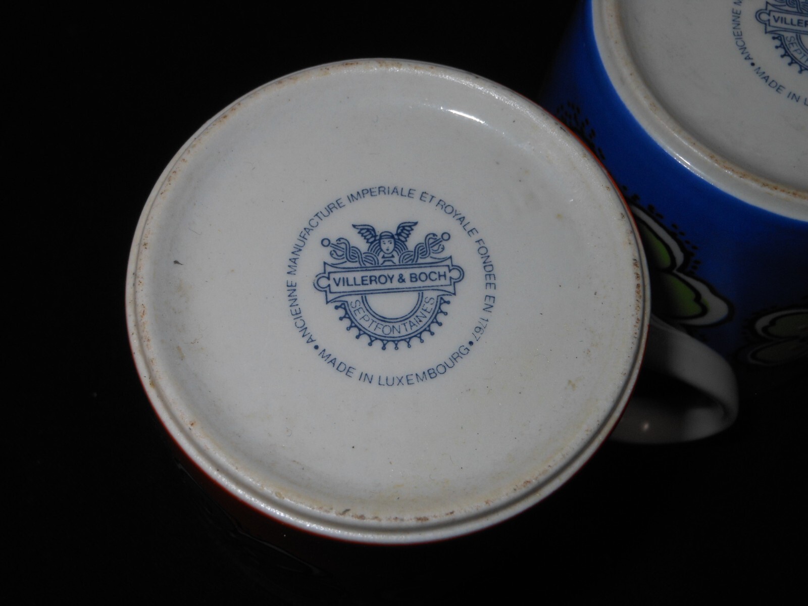 649-C105-4E33 Villeroy & Boch Luxembourg Septfontaines 2 colorful espresso cups