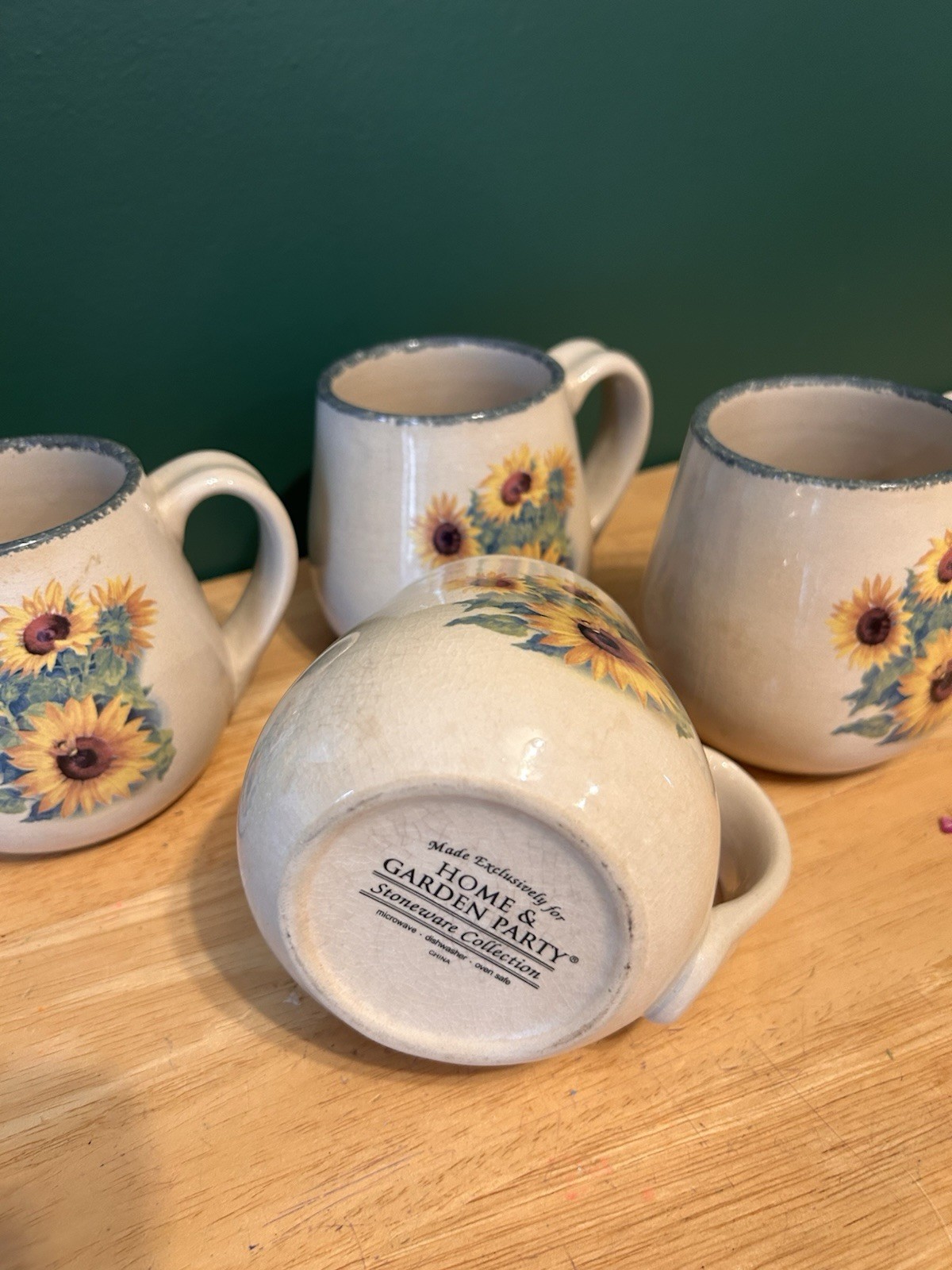 4 Home & Garden Party Stoneware Collection, Sunflower Coffee mug 16oz 2004