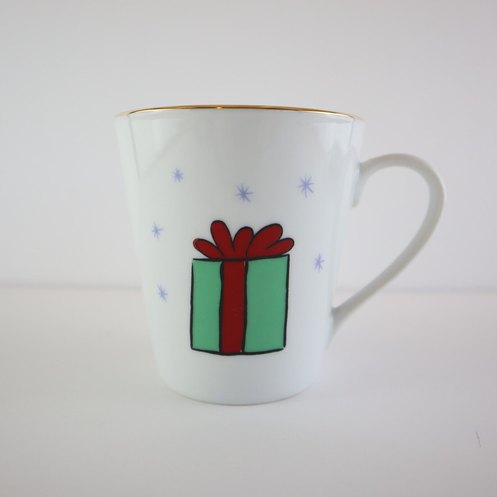 Set of 4 10 oz. Merry Brite 2001 Porcelain Mugs 4 Unique Designs