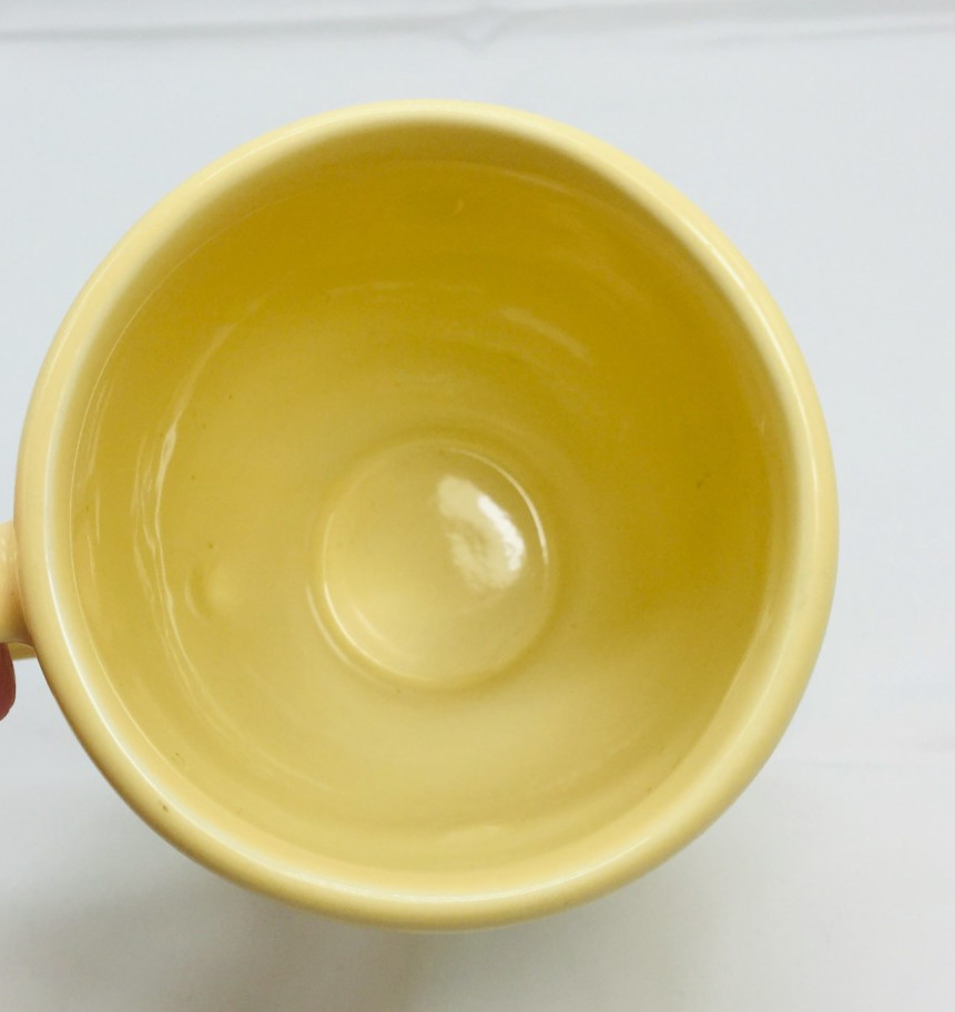 Gail Pittman GP 8 fl oz Hospitality Footed Butter Yellow Coffee Cup Mug