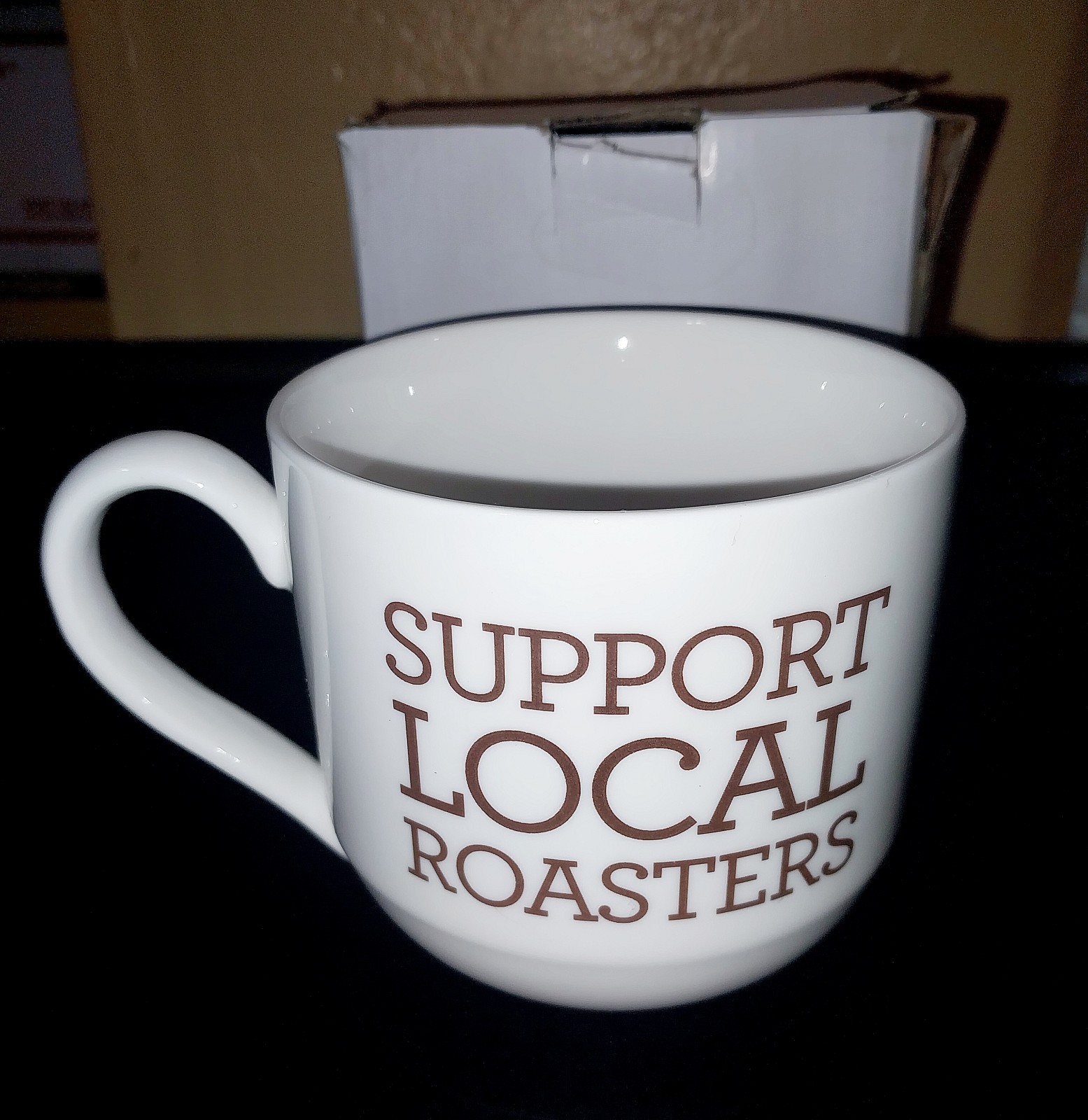 LOT 2 NEW LOGO HEART KEURIG LOVE BLEND WHITE CERAMIC COFFEE MUG CUP SET 14.5 oz