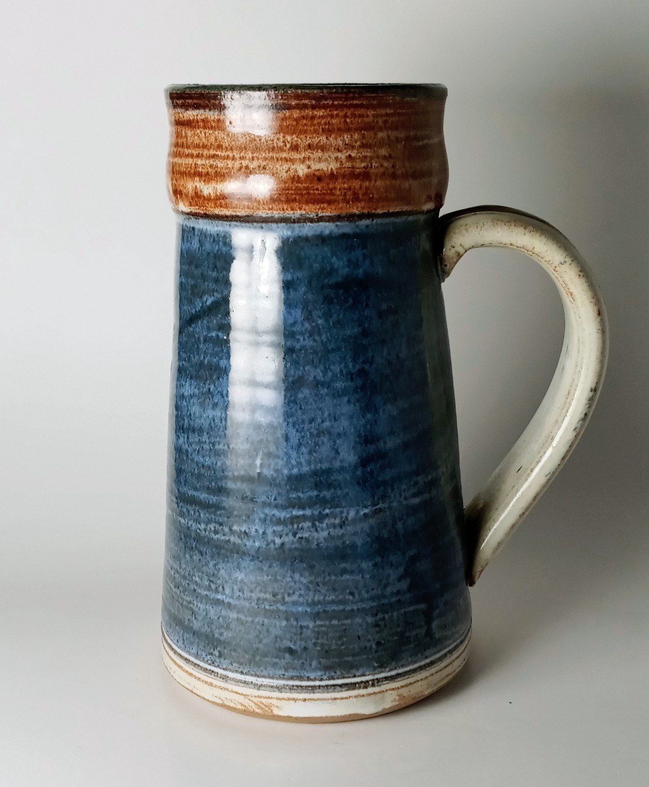 VTG 7 1/2″ Handmade Glazed Stoneware Art Pottery Mug/Stein Signed