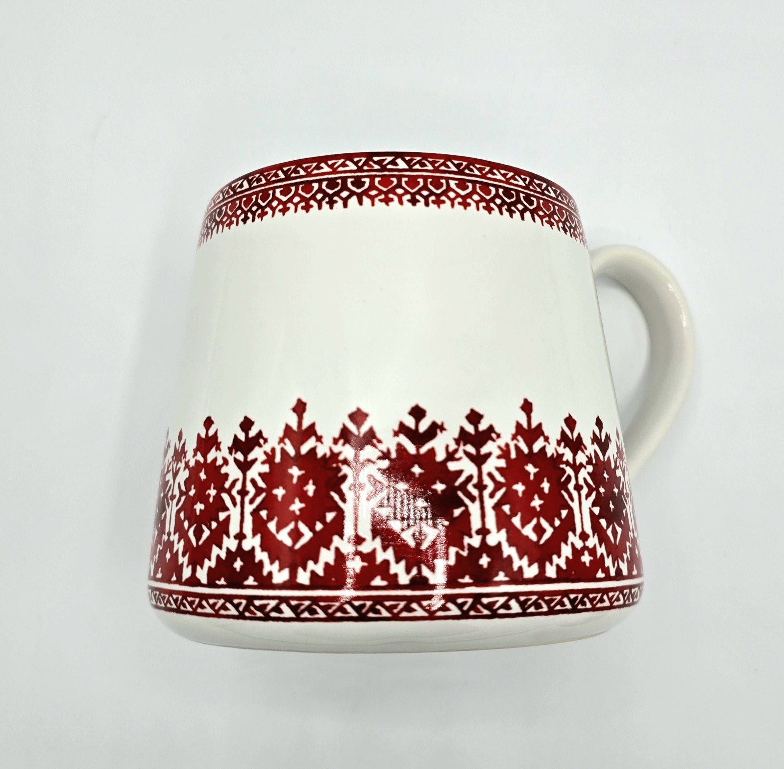 Pottery Barn Holiday Nordic Ceramic Coffee Mugs 16 fl oz White/Red Set of 2