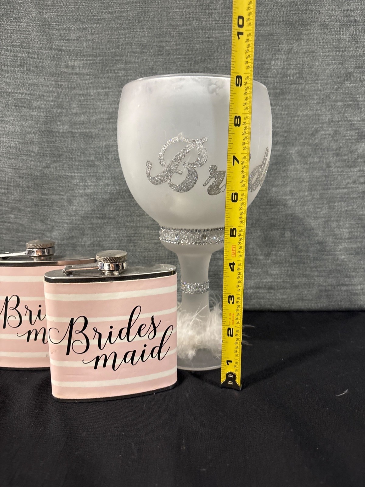 Bride & Bridesmaid Set: Glittery Bride Goblet Feathers 2 Pink Bridesmaid Flasks