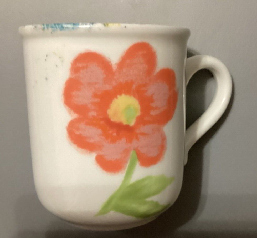 Villeroy & Boch Luxembourg Simple Floral White Porcelain Mug