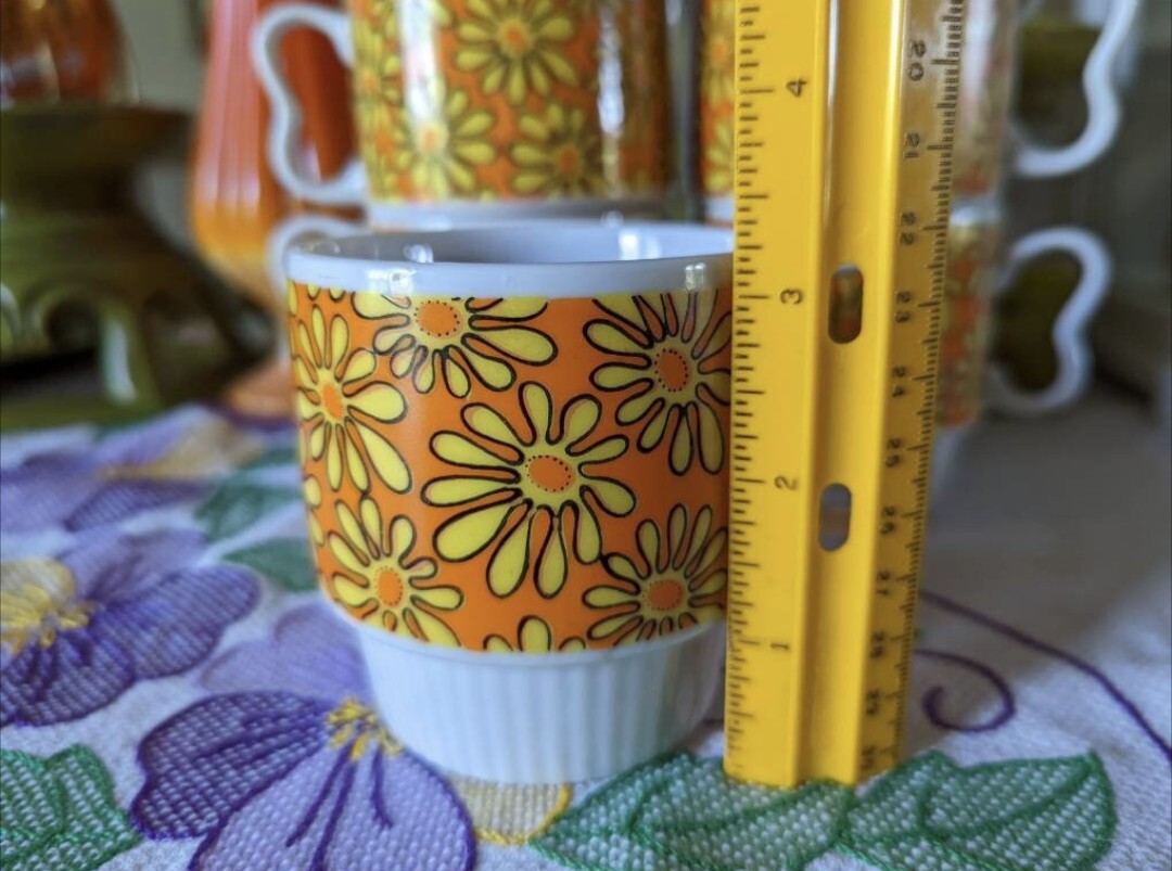 Vtg 70s Lobeco Japan Stackable Mugs 8oz Set Of 6 Mod Floral Hippie Kitchen EUC