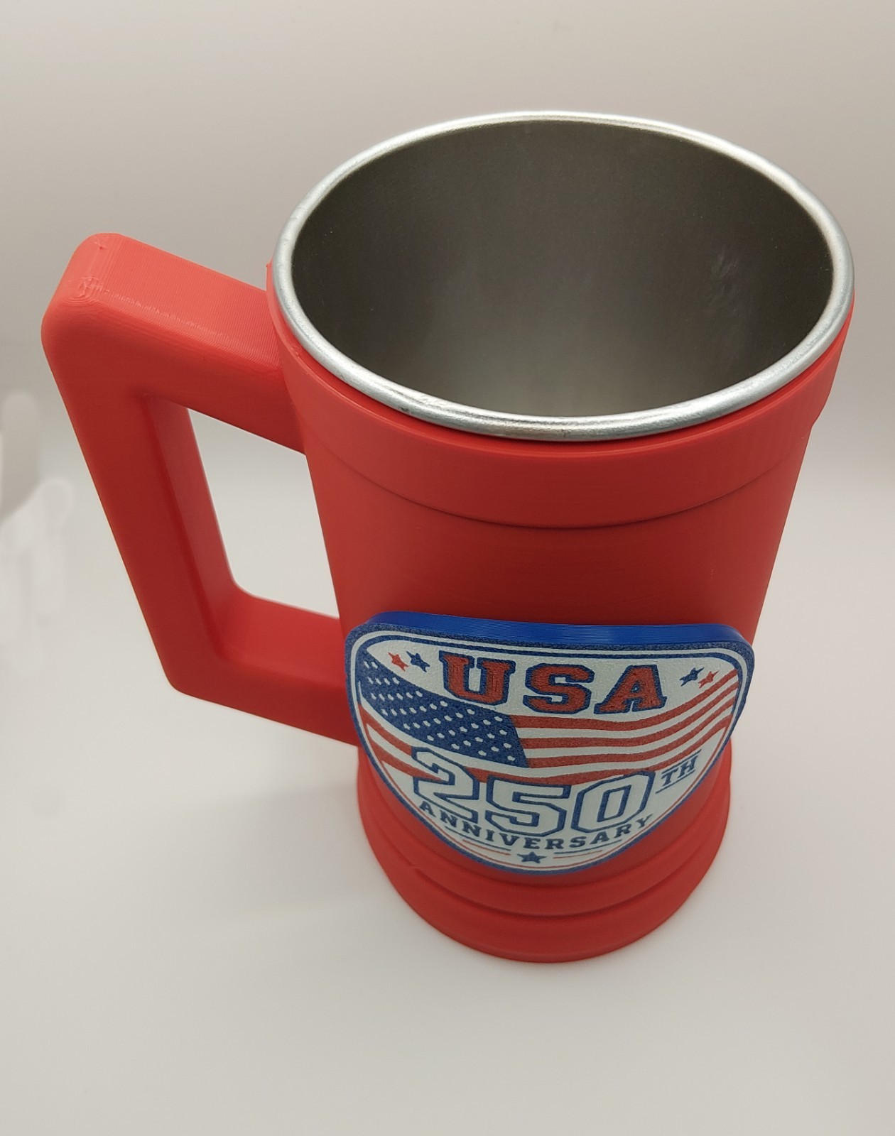 4-PACK RED Plastic Mug 16 Fl oz Cold Drink USA 250th Anniversary 1776-2026