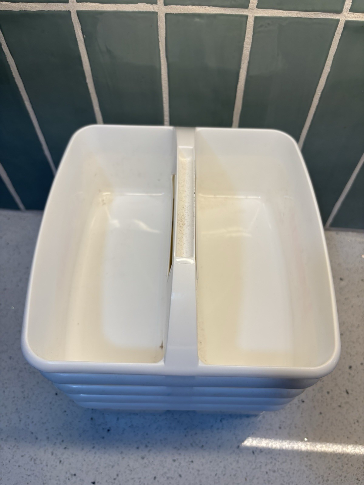 Unasyn Lot – Black Marble Ceramic Coffee Mugs (2) – White Plastic Bins (5)