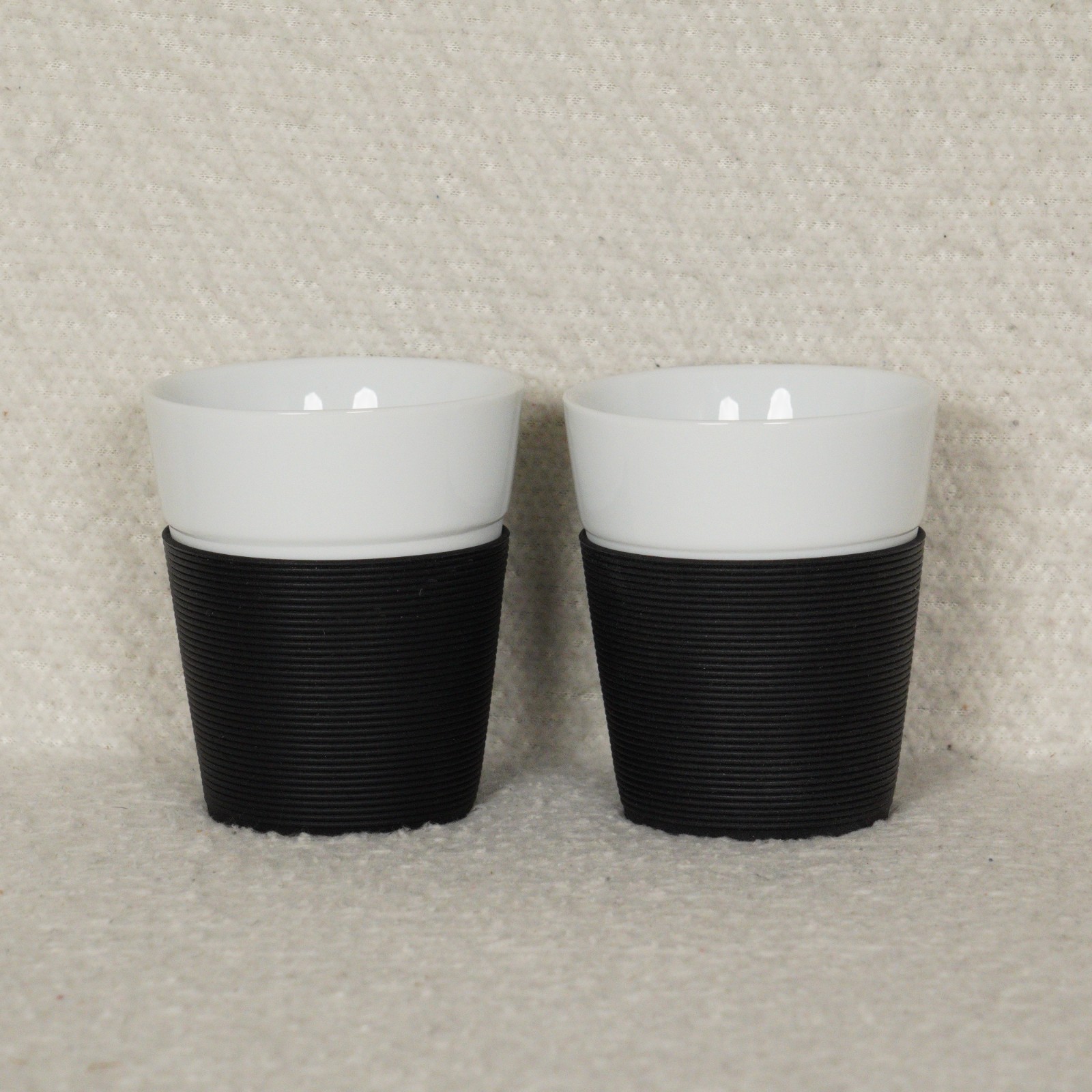 Set of 2 Bodum Bistro Porcelain Mugs with Silicone Sleeves 0.3l 10fl. oz. Black