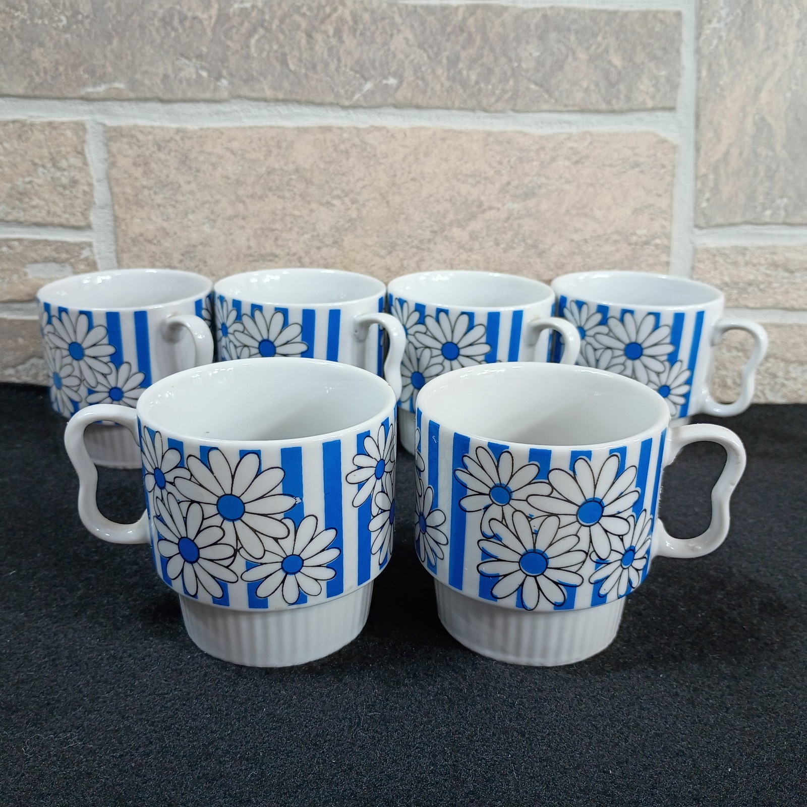 Vintage Japan Blue & White Daisy Stripe Ceramic Stacking Mugs – Set of 6