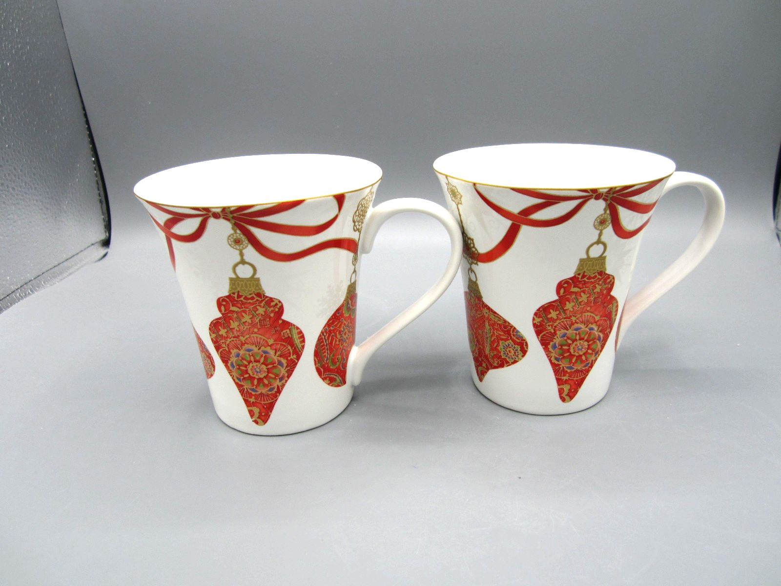 Pair 2 Westbury Court Christmas Opulent Ornaments Red Coffee Tea Mug 12 oz (215)