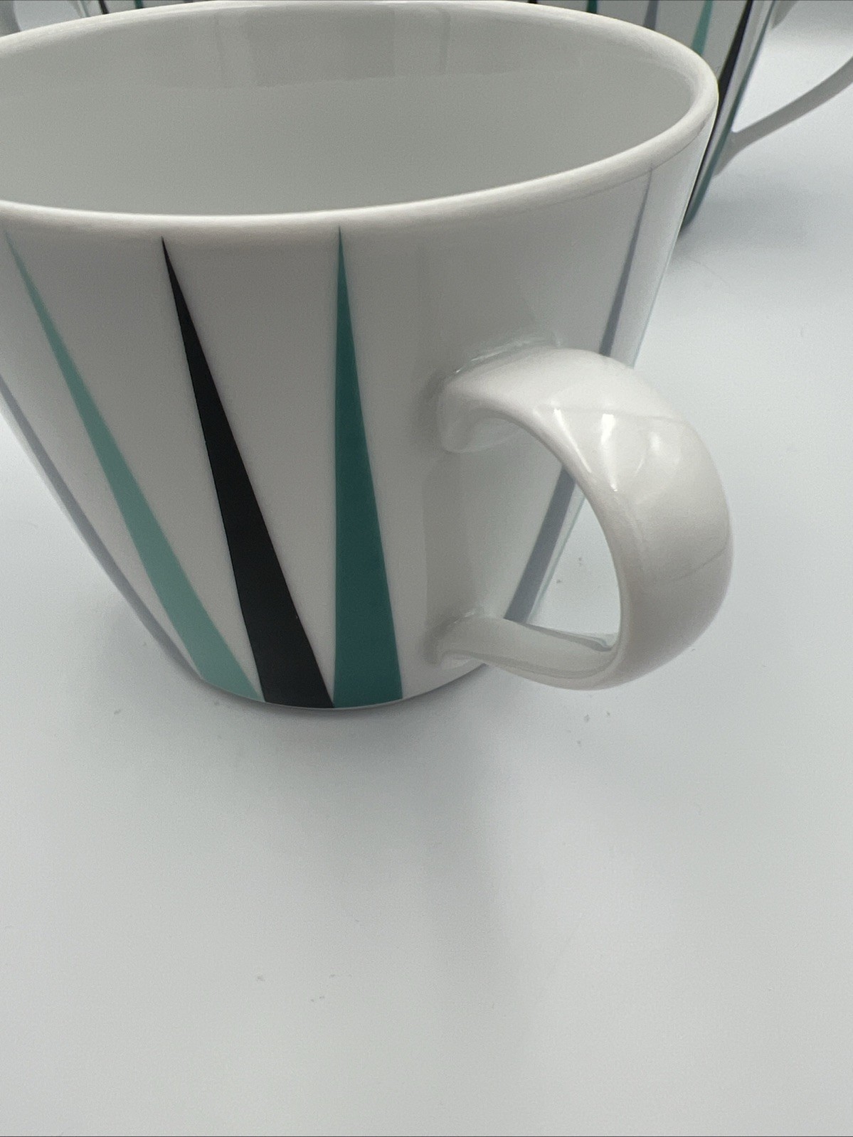 ☕️ IKEA Brakig 12 oz Porcelain Mugs Modern Navy Gray Teal Triangles Set of 3
