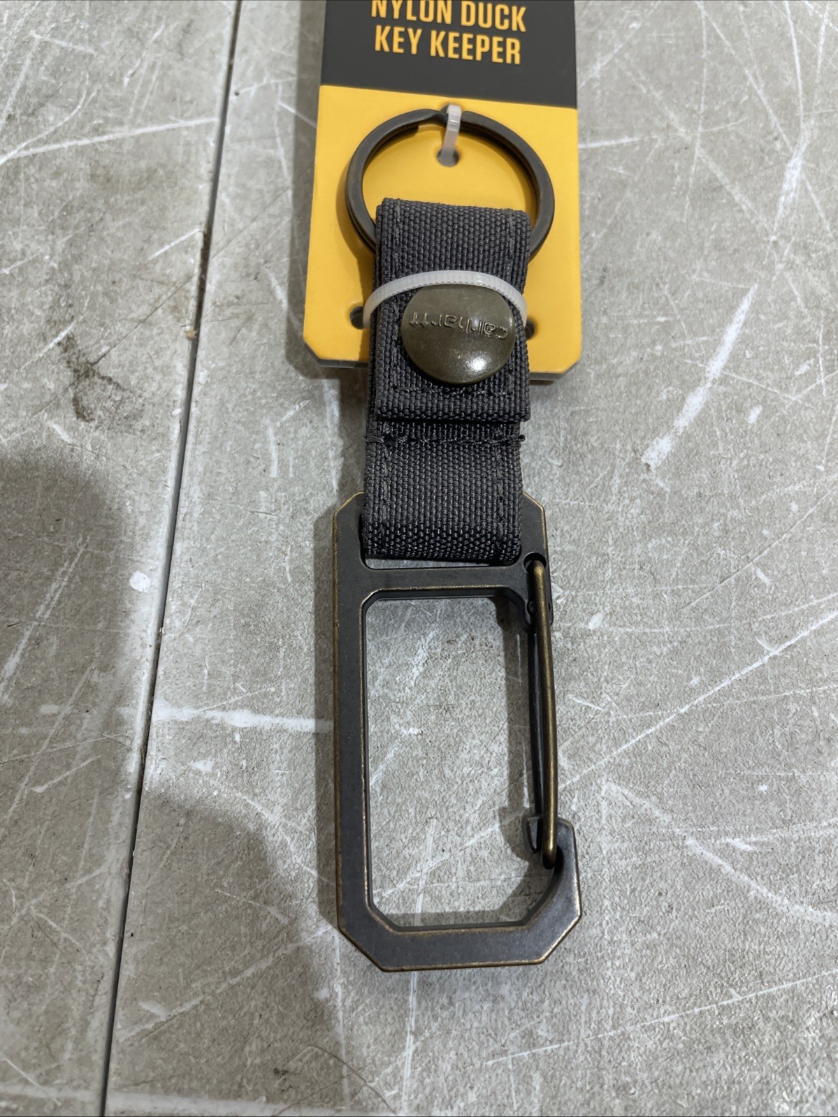 Carhartt Unisex Adult Durable Metal Key Keeper, One Size, Nylon Duck (Gravel)