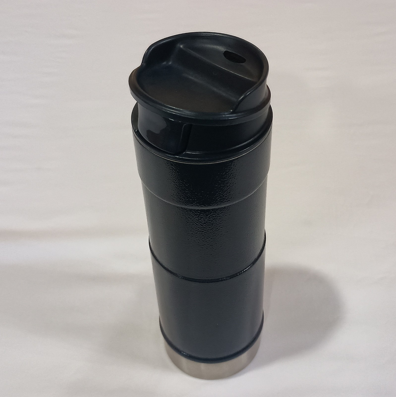 Stanley Classic 16 oz One Hand Vacuum Mug Hammertone Navy Blue