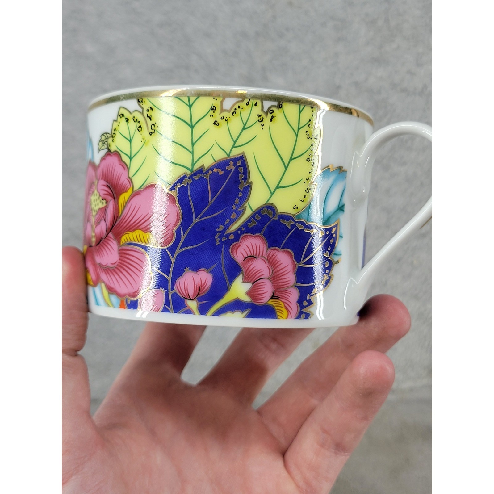 Set of 2 Floral Porcelain Tea Cups Multicolored Gold Trim Botanical Mugs