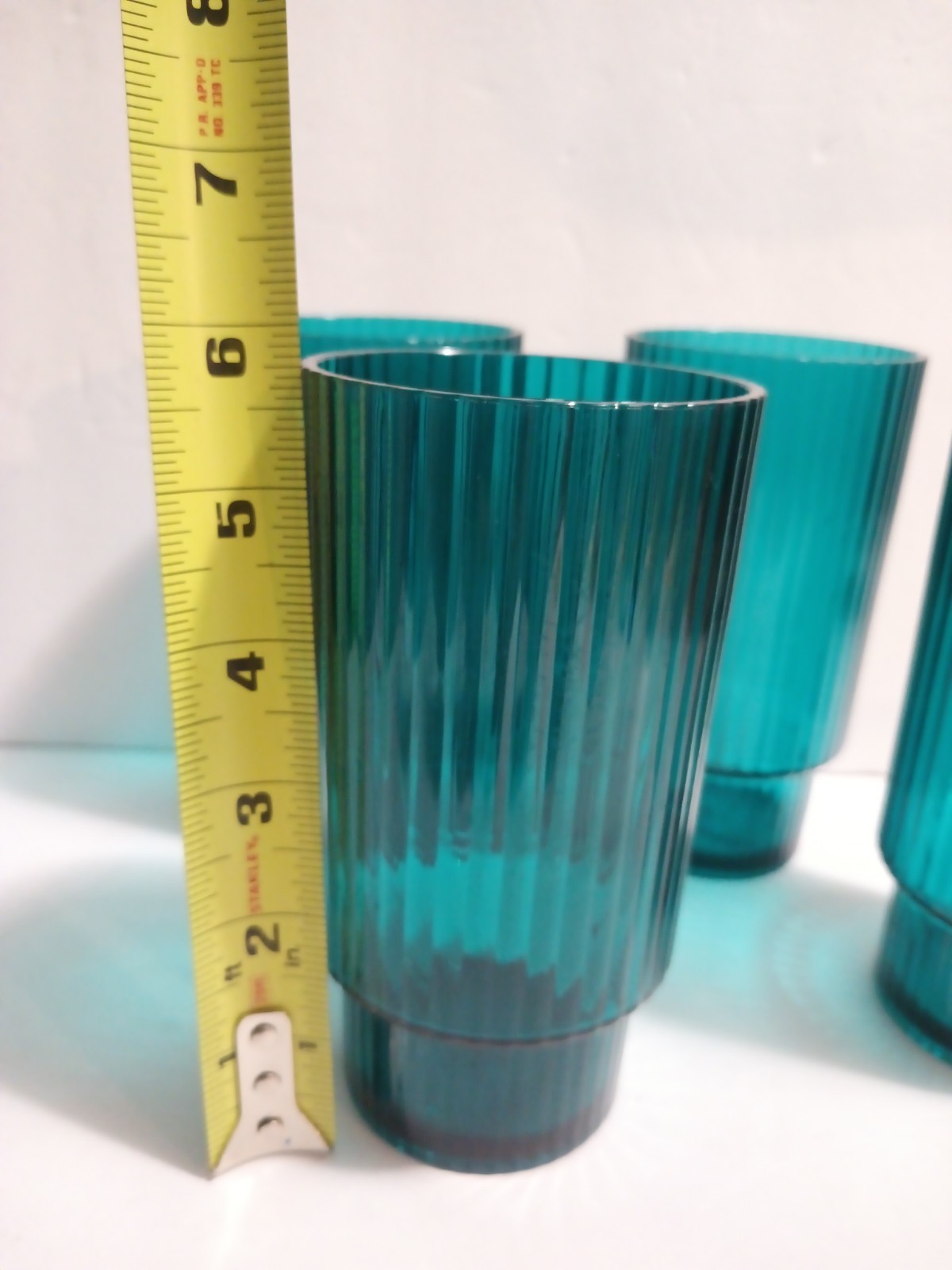 Tumblers Set of 4 -Cylindrical Hard Plastic Ribbed Tumbler #E4