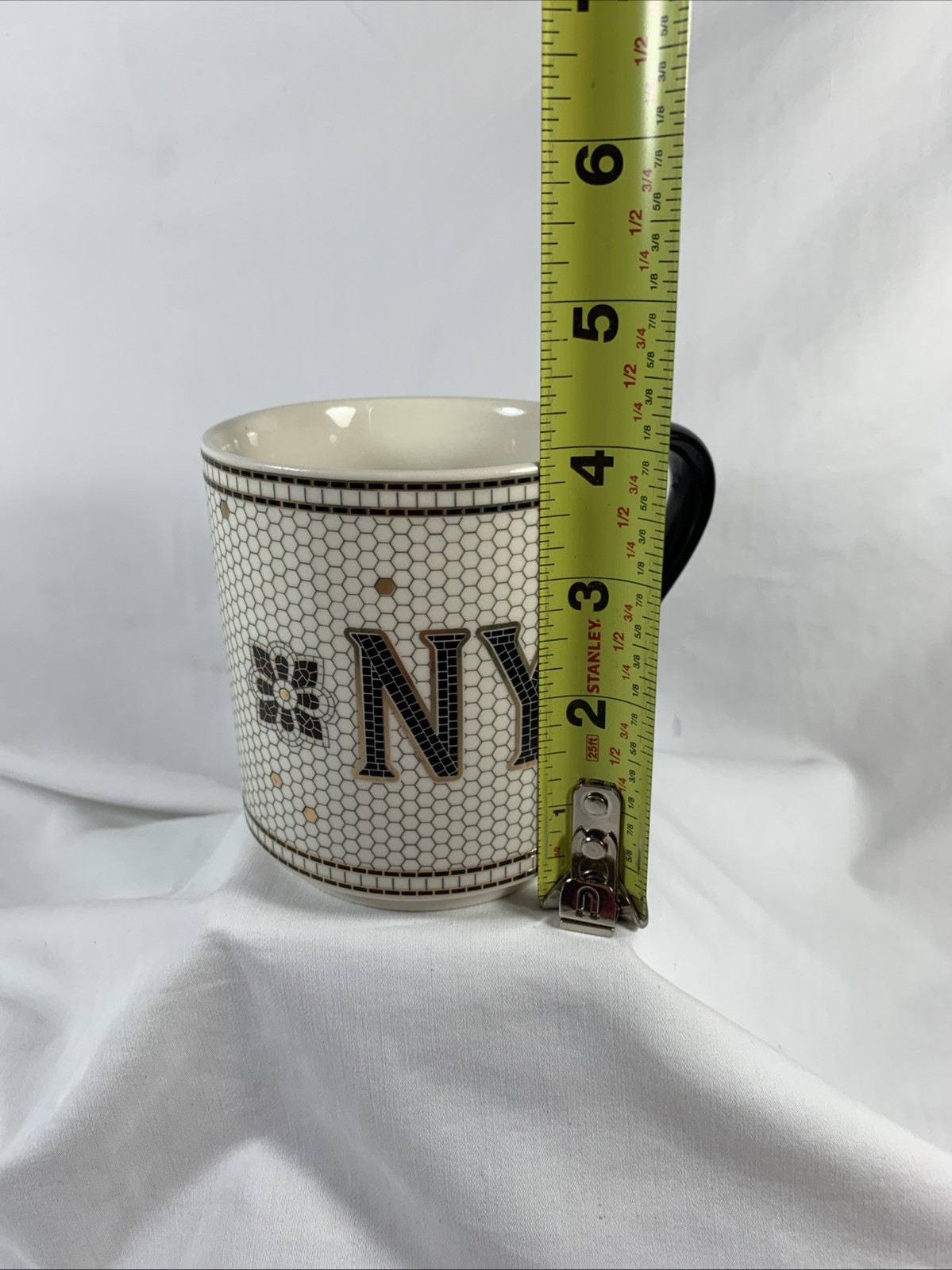 ANTHROPOLOGIE BISTRO TILE ~ NYC MUG CUP LATTE TEA COFFEE MOSAIC