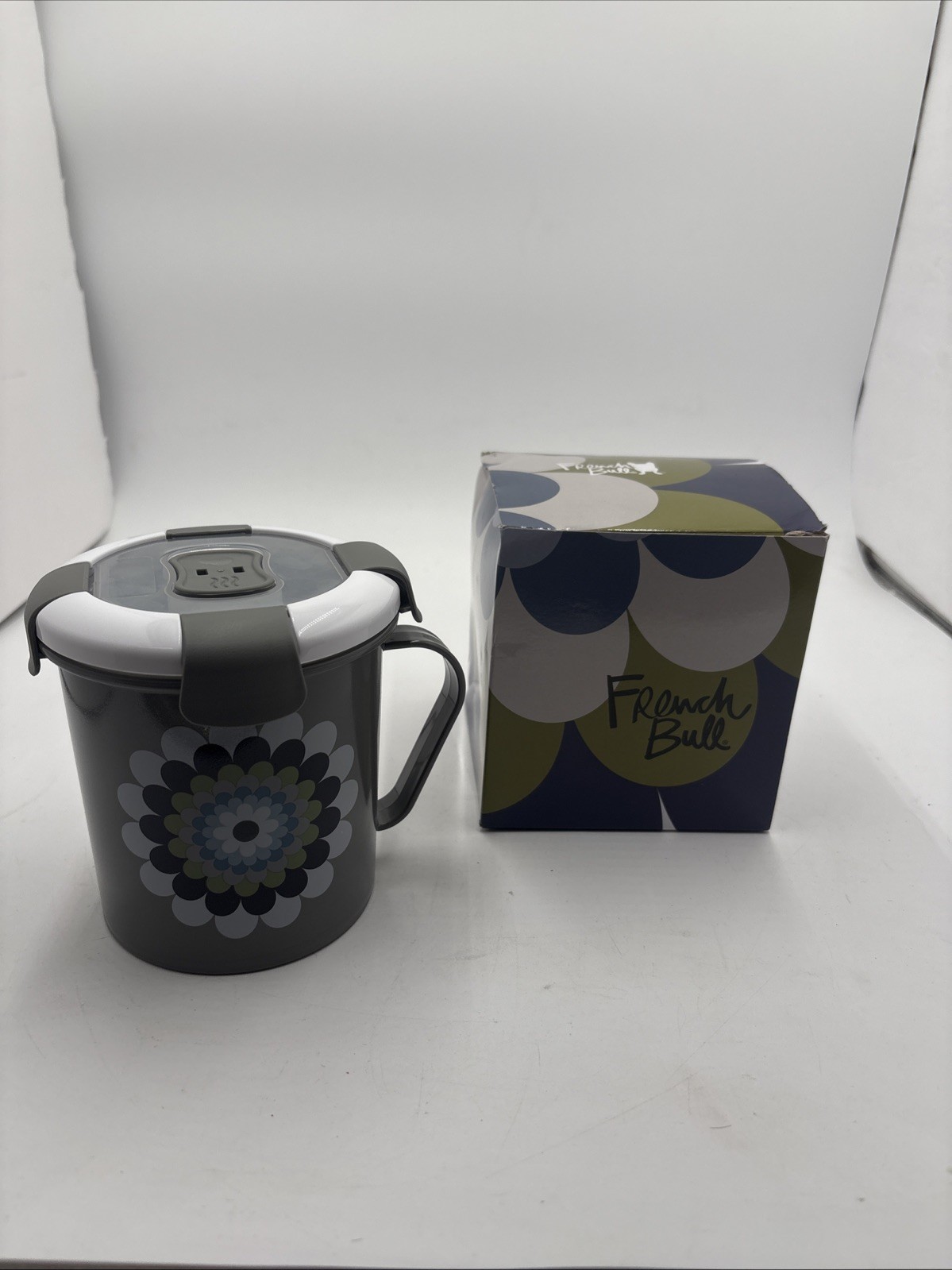 French Bull 23 oz Soup Mug With Handle Vented Lid Food Storage Grip Leak Proof
