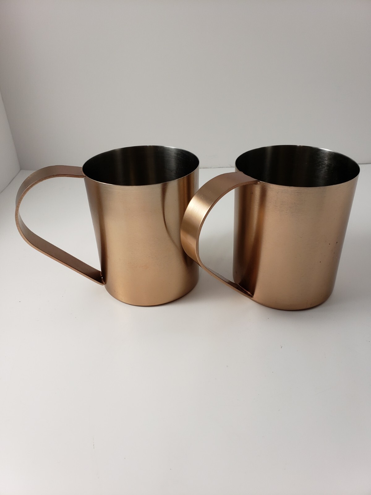 Crofton Mug Moscow Mule Set of 2 Smooth Brass Looking Metal 16oz Barware