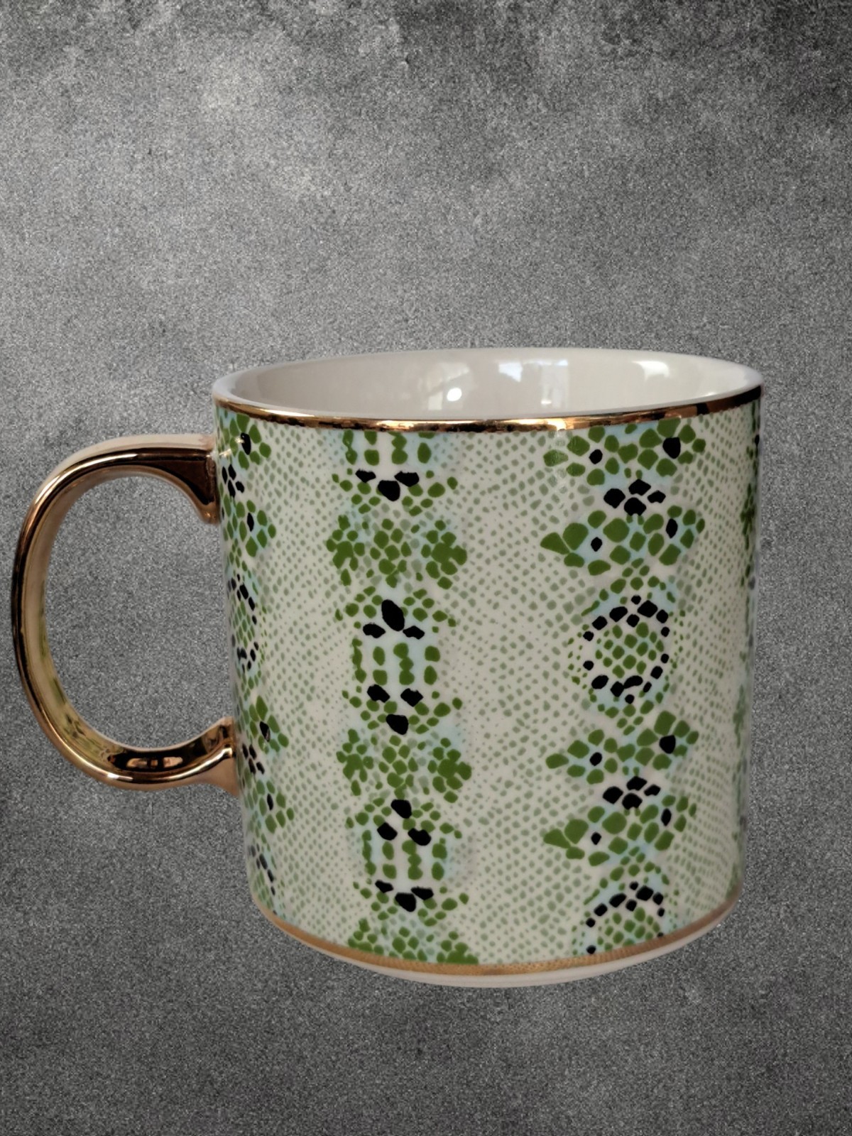 Anthropologie 3.5 Inch Gisele Living Lovely Coffee Or Tea Mug Gold Handle