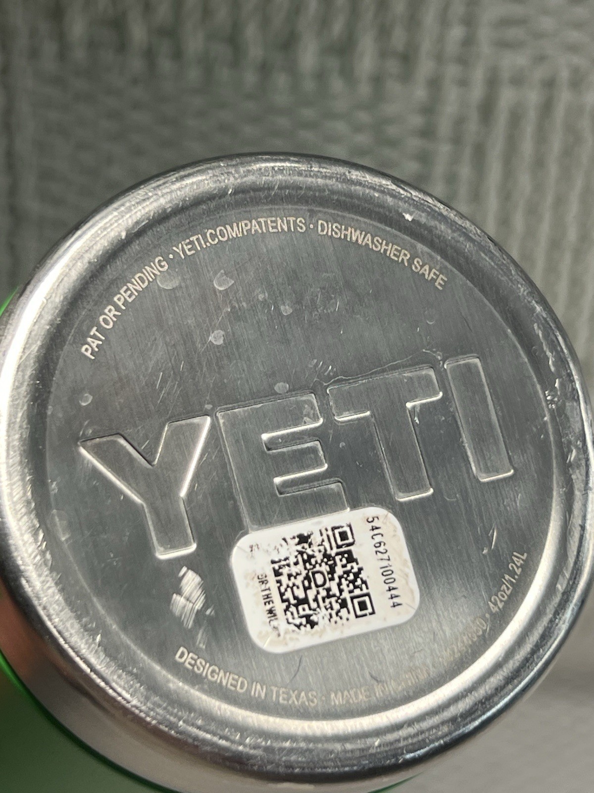 Yeti Rambler 42 oz Straw Mug Tumbler with Handle Canopy Green Stainless Steel.