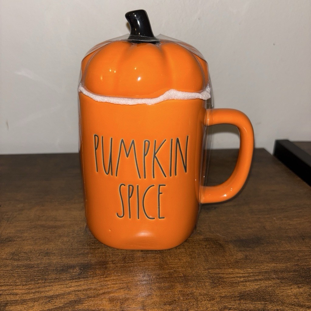 Rae Dunn Pumpkin Spice Orange Ceramic Coffee Mug w/ Lid 16 fl oz Figural