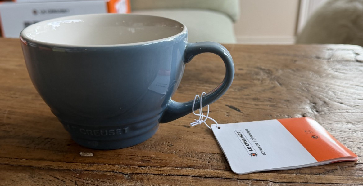Le Creuset Stoneware Giant Cappuccino Bistro Mug 14 oz Chambray Blue NEW