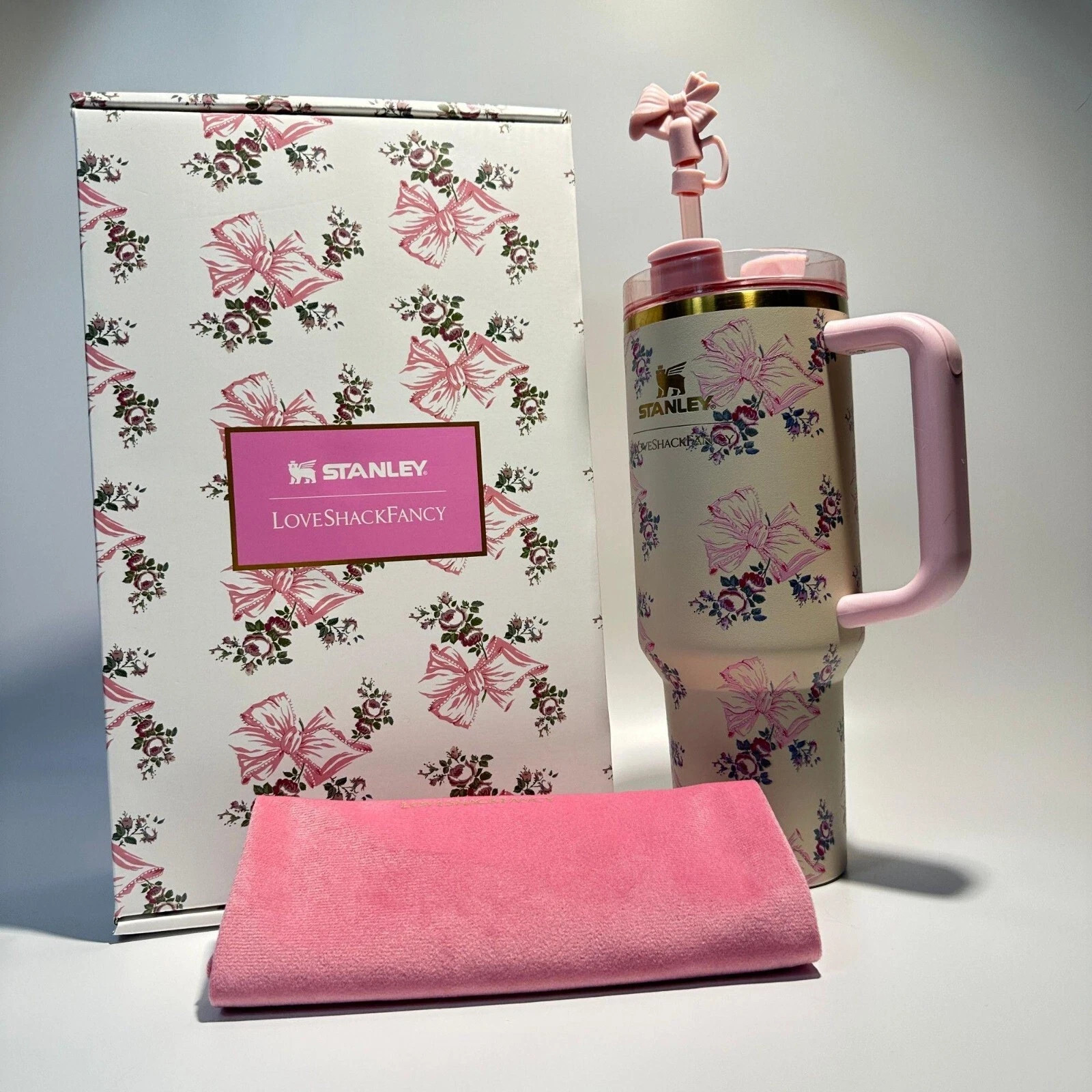 Stanley X Tumbler Love Shack Fancy 40oz Holiday Rosa Beaux Pink Gift Box Cup